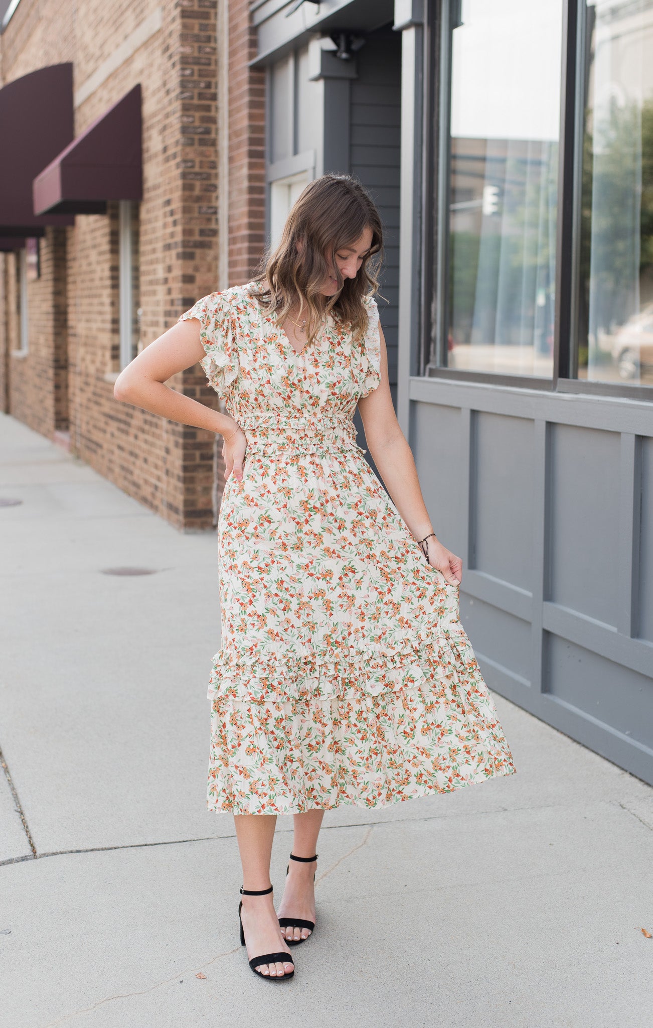 Cream tiered midi dress best sale