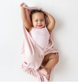 Hooded Bath Towel in Blush